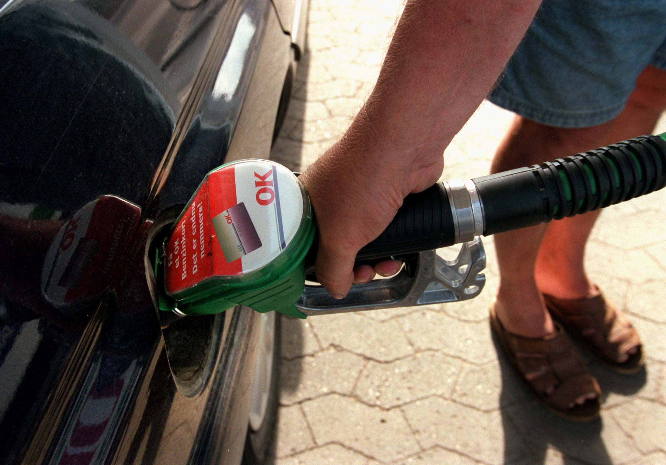 Benzinselskab efterlyser kunder: Kom til at blande diesel i benzintanken