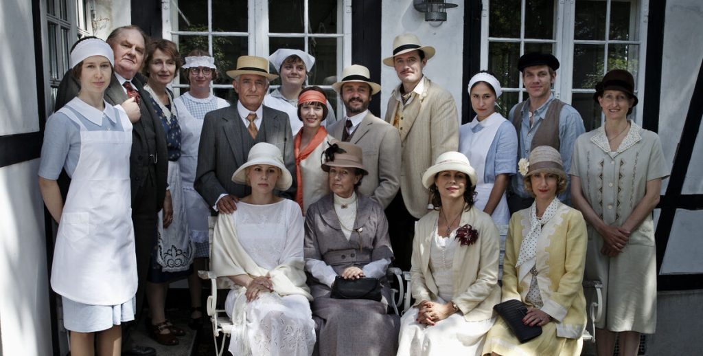 ‘Badehotellet’-stjerne røber: Der er mere på vej