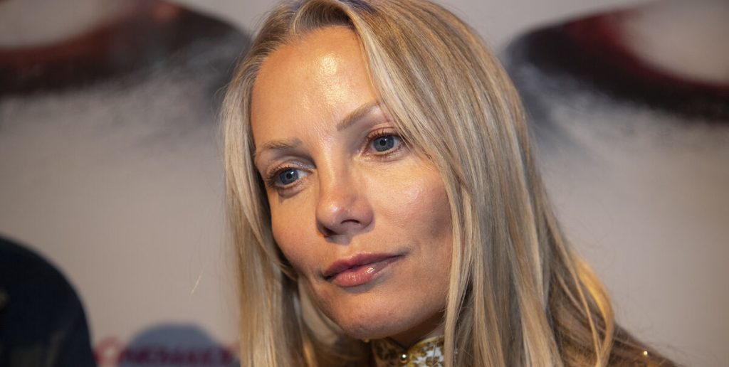 Spiseforstyrrelse og sen diagnose: Caroline Fleming åbner op om sårbare emner
