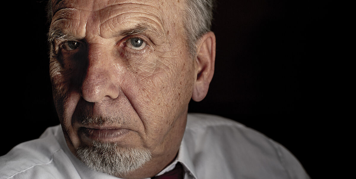 Chokeret Jacob Haugaard taget med bukserne nede i populært TV2-program