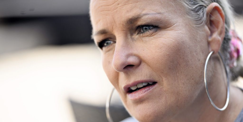 Søs Fenger deler trist meddelelse
