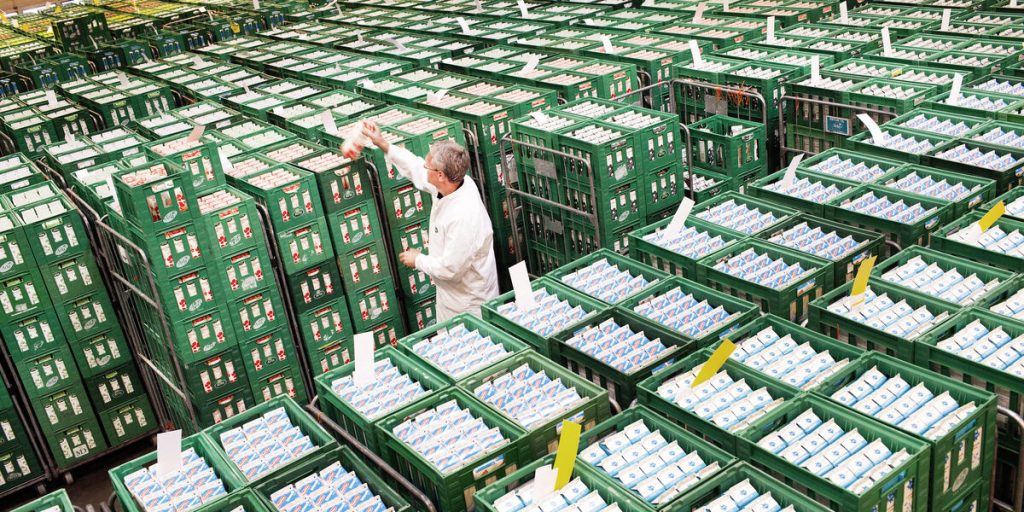 Arla med opsigtsvækkende ændringer: Mælkeforslaget skal finde sted fra 2026