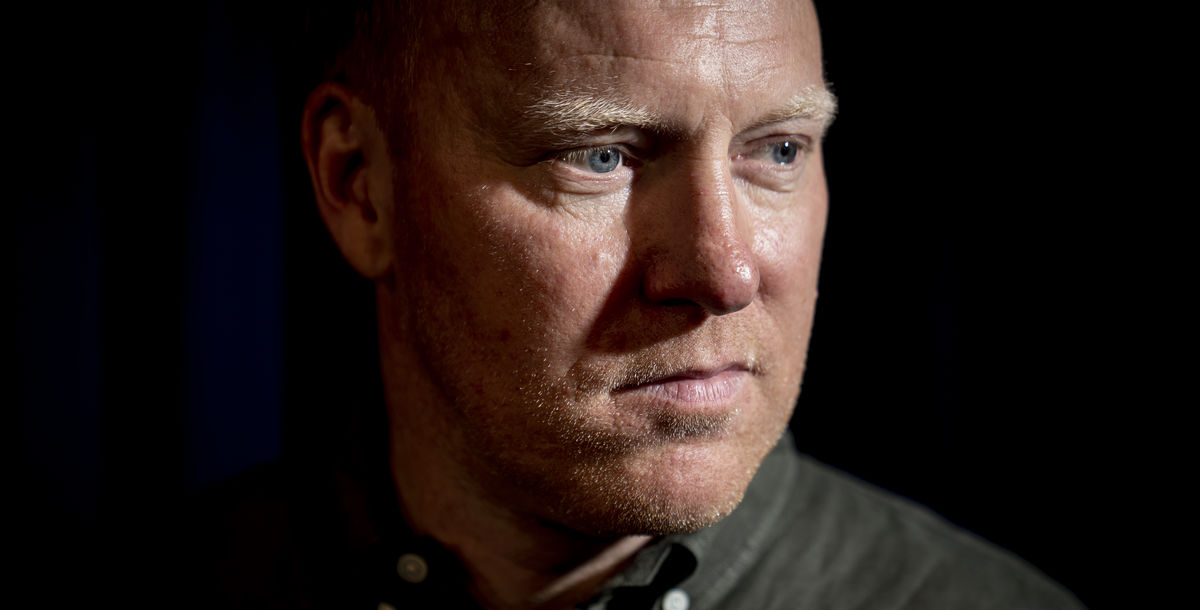 Anders Breinholt bryder tavsheden