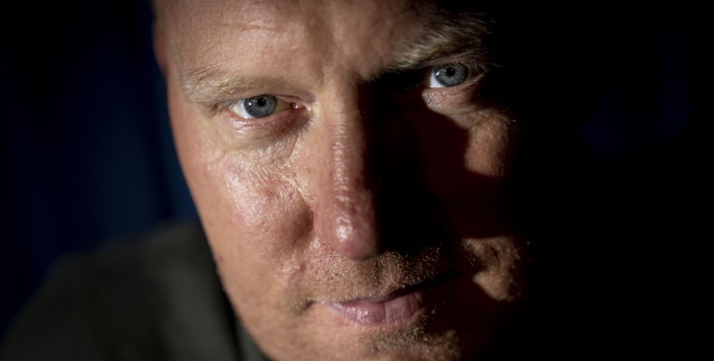 Med ondt i hjertet melder Anders Breinholt det slut: Dette beløb kan det indebringe