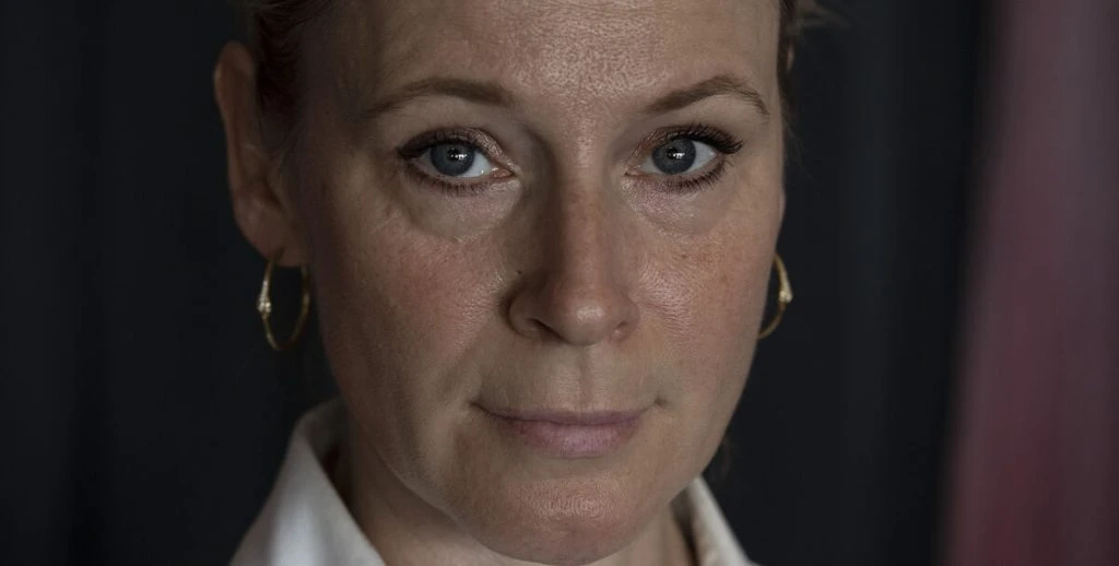 Iben Hjejle og Tessa gør det officielt