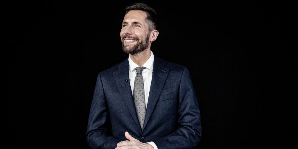 Kåre Quist i nyt job: Sådan har du aldrig oplevet DR-værten før