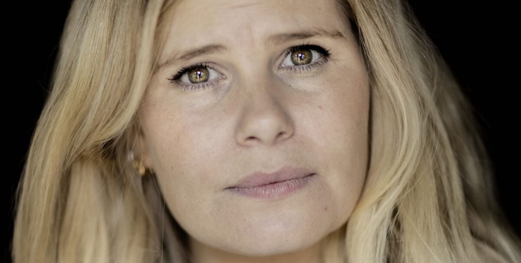 Sofie Linde lagde vejen forbi DR – få øjeblikke senere forlader hun det i tårer