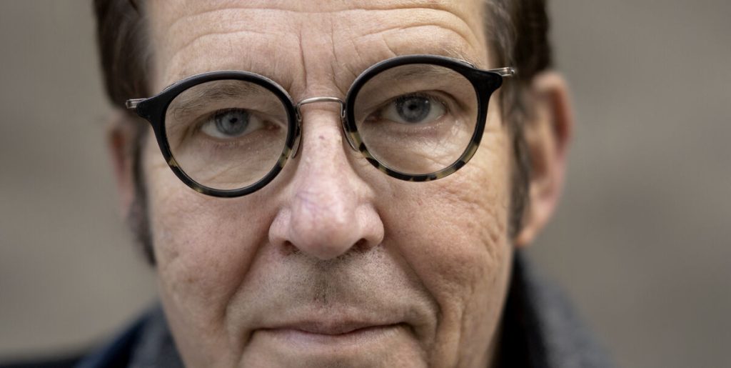 Søren Østergaard delte trist meddelelse: Nu taler han ud om sygdommen