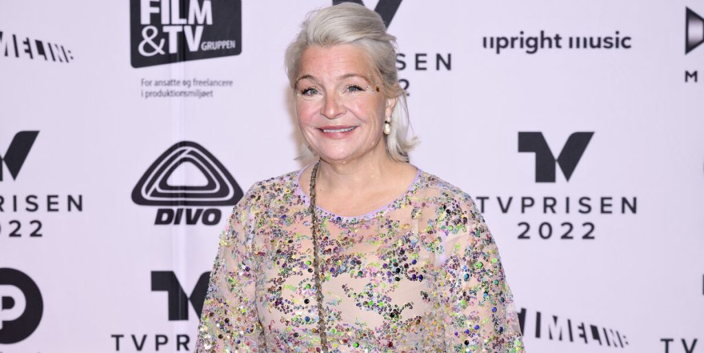 Signe Lindkvist fejrer vintersolhverv med et nøgenbillede: Overlader ikke meget til fantasien