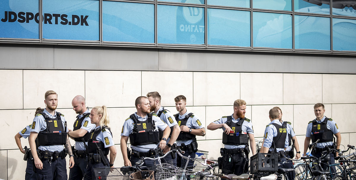Gerningsmand skød løs i Malmø: Nu er politiet massivt til stede i København