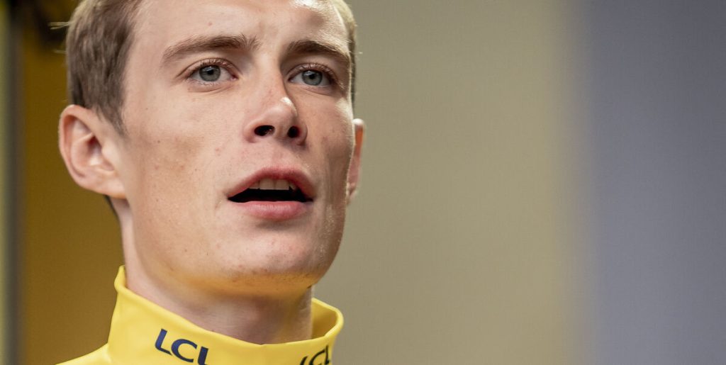 Jonas Vingegaard på besøg hos Wout Van Aert: Folk kan ikke tro deres egne øjne, når de ser hans specielle gave