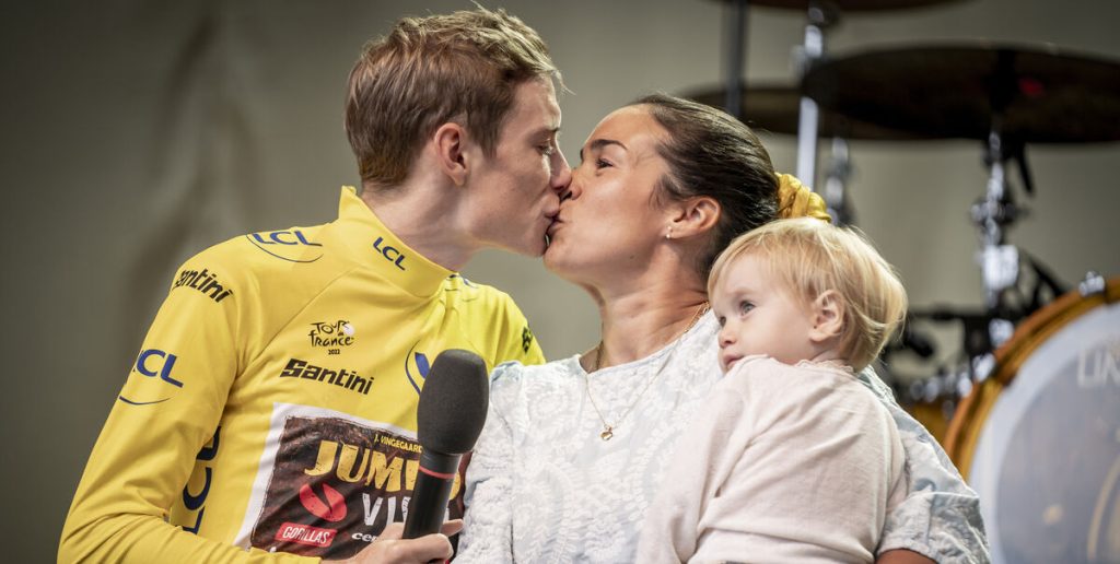 Jonas Vingegaards kæreste overrasker: Her er planerne