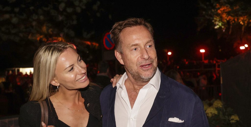 Katherine Diez med voldsom Adam Price-beskyldning: Hev andre med i seng