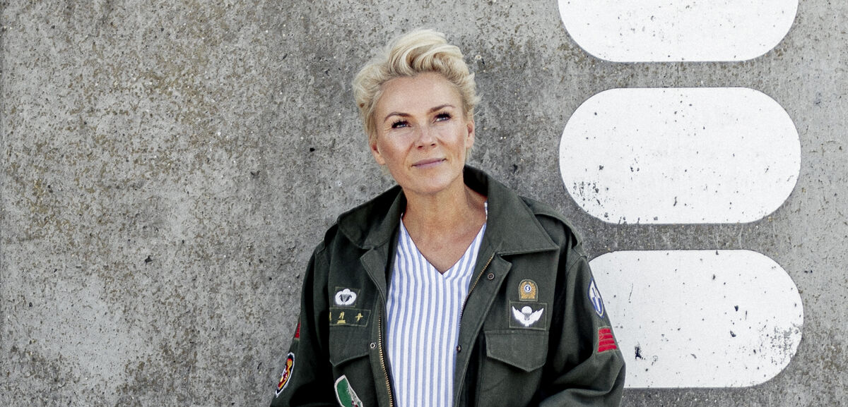 Lene Beier fragtet på hospitalet: Faldt ned af trapperne