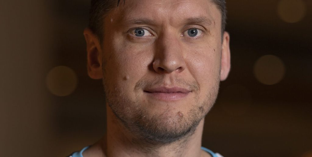 Niklas Landins eventyr synger på sidste vers: Nu deler han ærlige ord