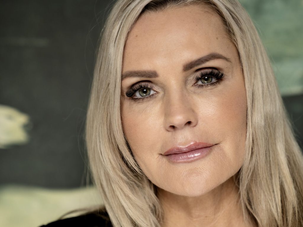 Efter skilsmissedrama fejrede Janni Ree og kæresten fødselsdag i nye omgivelser: Nu taler hun ud