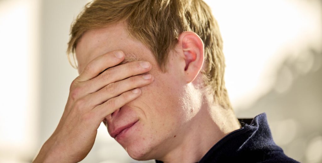 Jonas Vingegaard modtog ulykkeligt opkald fra kæresten: Det han hører, får tårerne til at trille