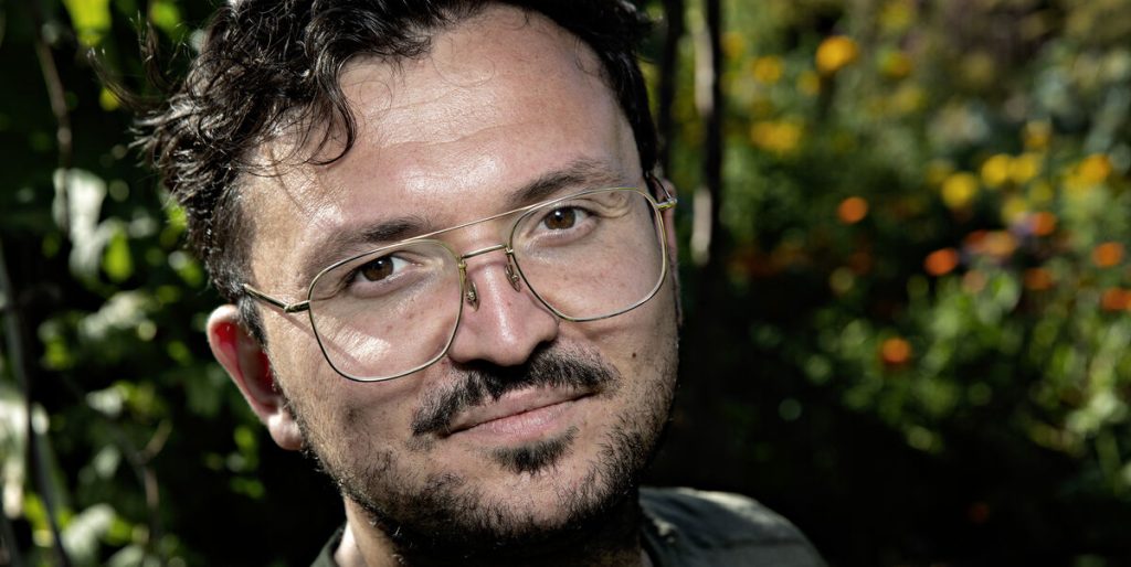 Umut Sakarya på hospitalet efter stort trafikuheld: Nu er der nyt