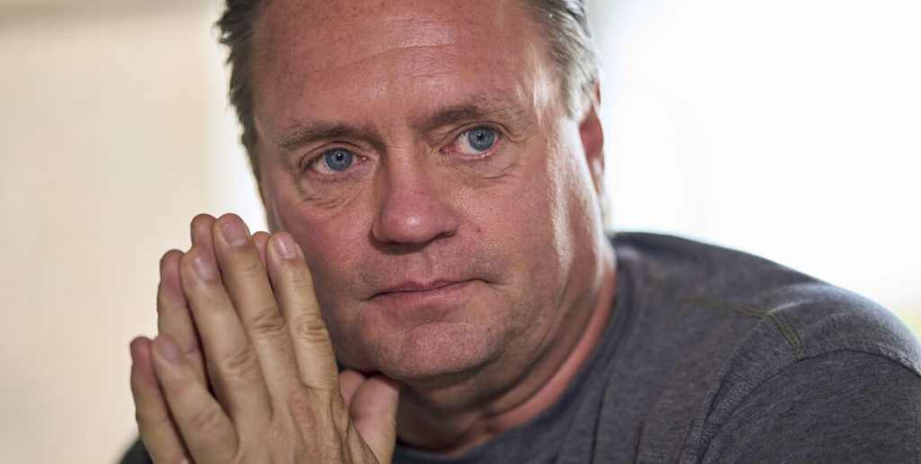 Kandis-Johnny indrømmer: “Det skulle jeg aldrig have gjort”