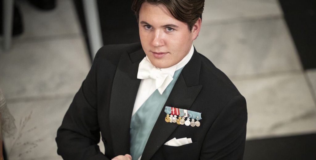 Dronningens beslutning får stor betydning for prins Christian: Her er den store ændring
