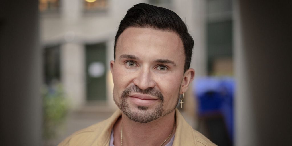 Efter pludseligt brud: Nu afslører Gustav grunden bag