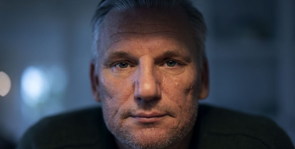 Berørt Mikkel Hansen sagde onsdag stop: Nu giver Nikolaj Jacobsen svaret på det alle har higet efter