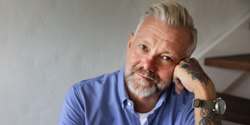 Nu er det sket: Casper Christensen og konen skifter ud