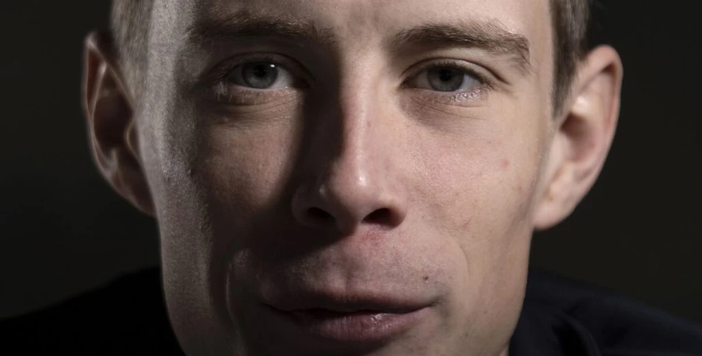 Tirsdag smed han Jonas Vingegaard-‘bombe’: Nu brydes tavsheden