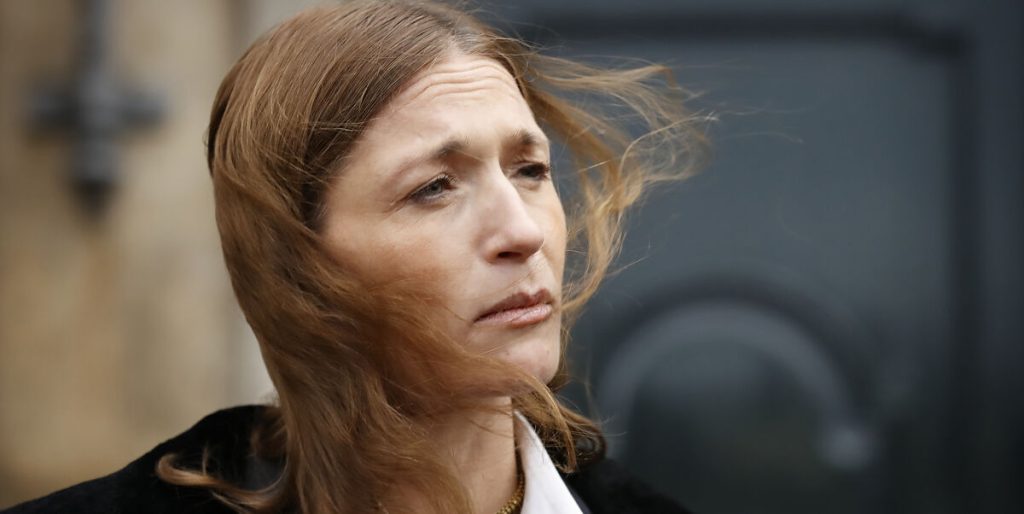 Færdig som minister efter 14 dage: Nu deler Mia Wagner tankevækkende opslag