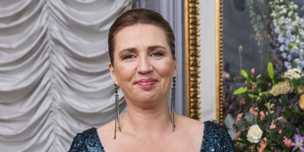 Mette Frederiksen hyldes af danskerne efter særlig nytårstale