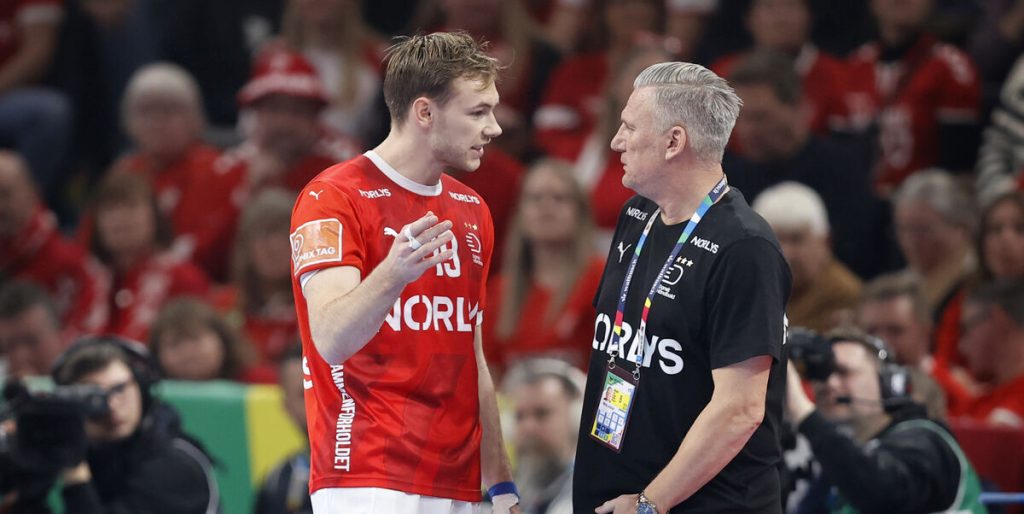 Nikolaj Jacobsen udpeger landsholdets bedste: Mathias Gidsel må se sig slået