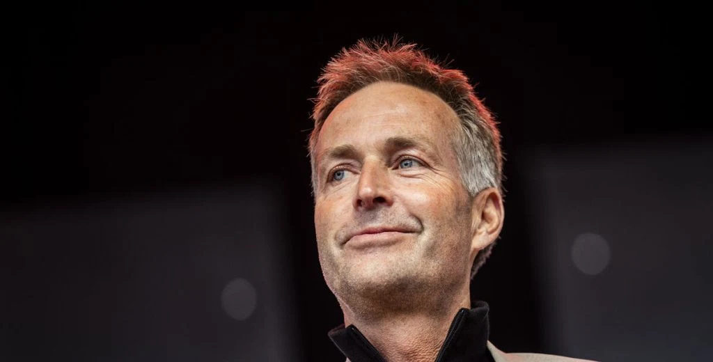 Nu taler Kasper Hjulmand ud om sin millionløn: “I markedet er det en lille løn, og i verden er det en stor løn”