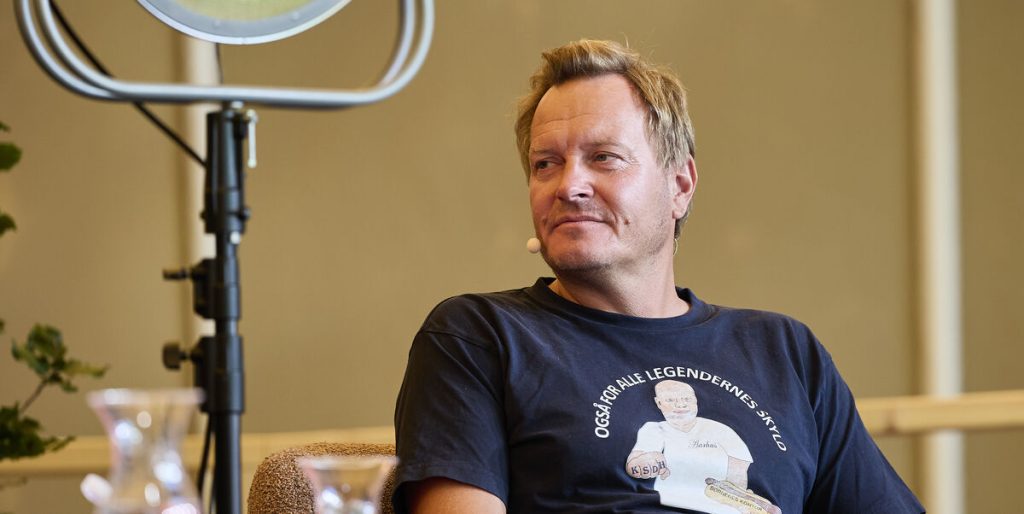 Rasmus Tantholdt angrebet i sit eget hjem – men danskernes reaktion er noget speciel