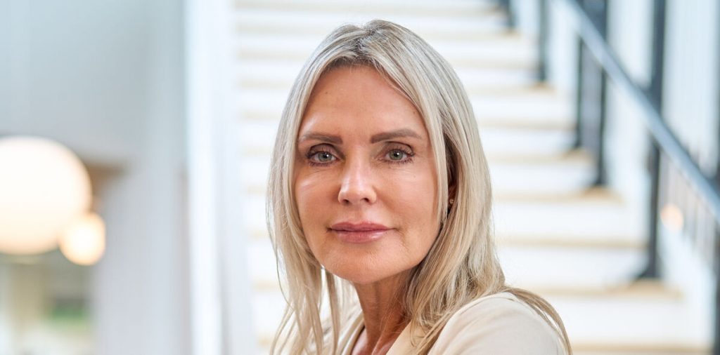 Kig væk Karsten! Så meget løn udbetalte Janni Ree til sig selv