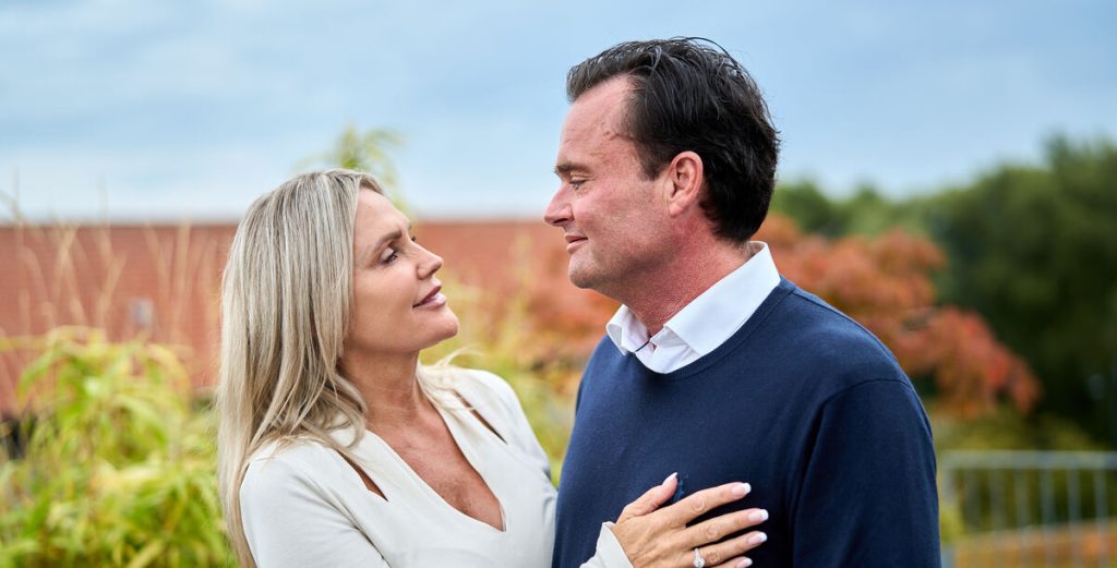 Janni Ree deler nye intime detaljer fra soveværelset: “Det fosser ud”