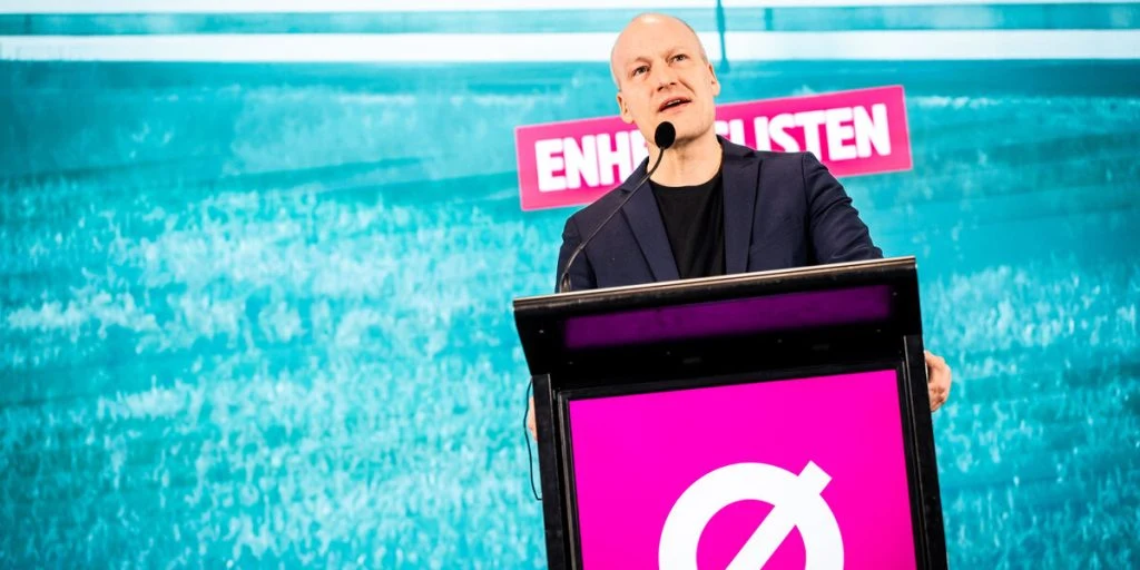 Enhedslisten tordner mod Mette Frederiksen: “Burde afvise Trump”