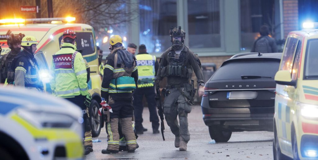 Seks på hospitalet efter skoleskyderi i Sverige: Nu er der nyt om den formodede gerningsmand