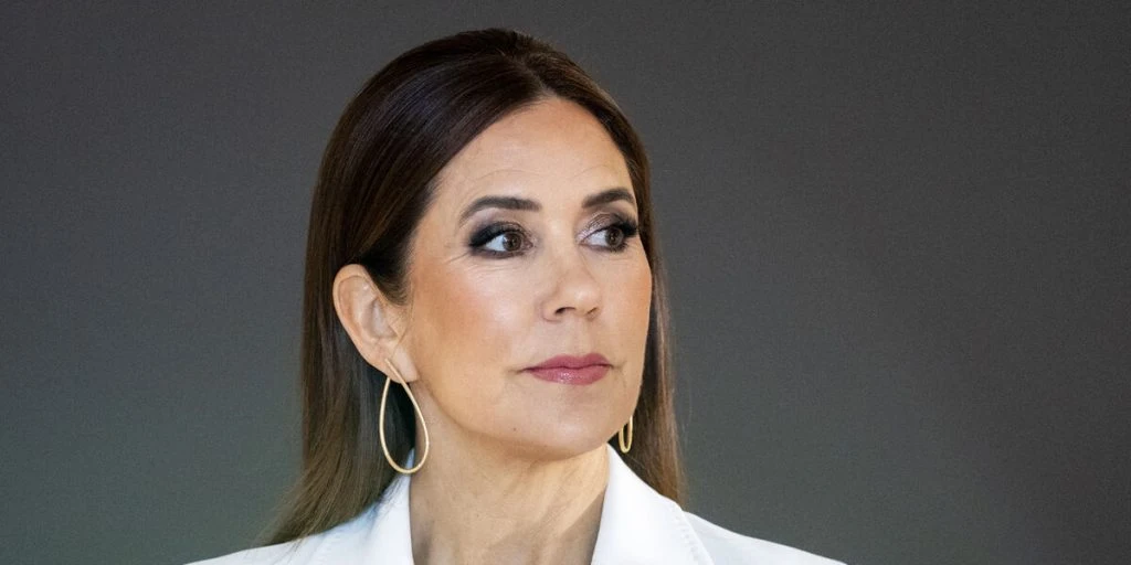 Dronning Mary taler ud: ”Jeg er oprigtig ked af alt”