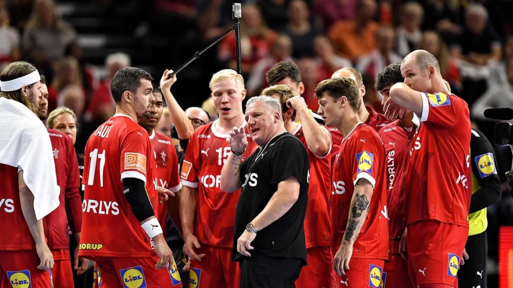 I 2009 havde Mikkel Hansen kort hår: Nu deler han hemmeligheden bag hans lange hår