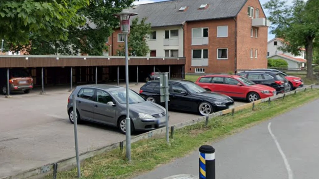 Petra skulle ‘bare’ hente sine børn i børnehaven: Det kostede hende 700 kroner