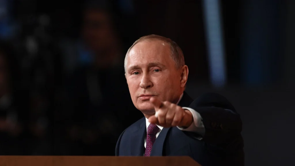 Putin løftede hånden, da han blev stillet dette spørgsmål