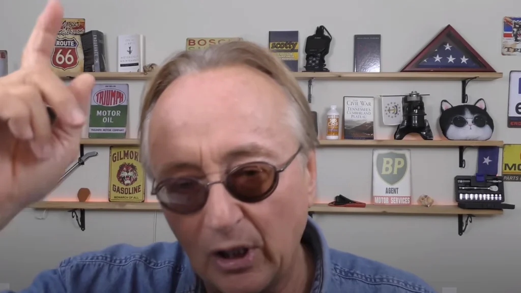 Ekspert deler ud af hemmelighederne: Du spilder dine penge ved at købe dette til bilen