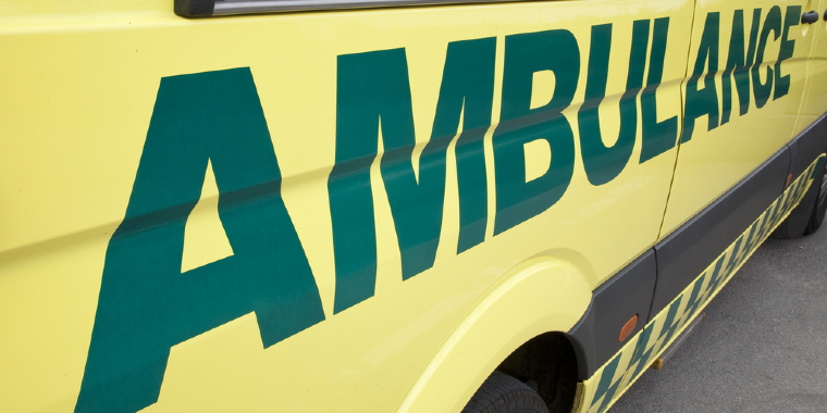16-årig pige i livsfare efter voldsom ulykke