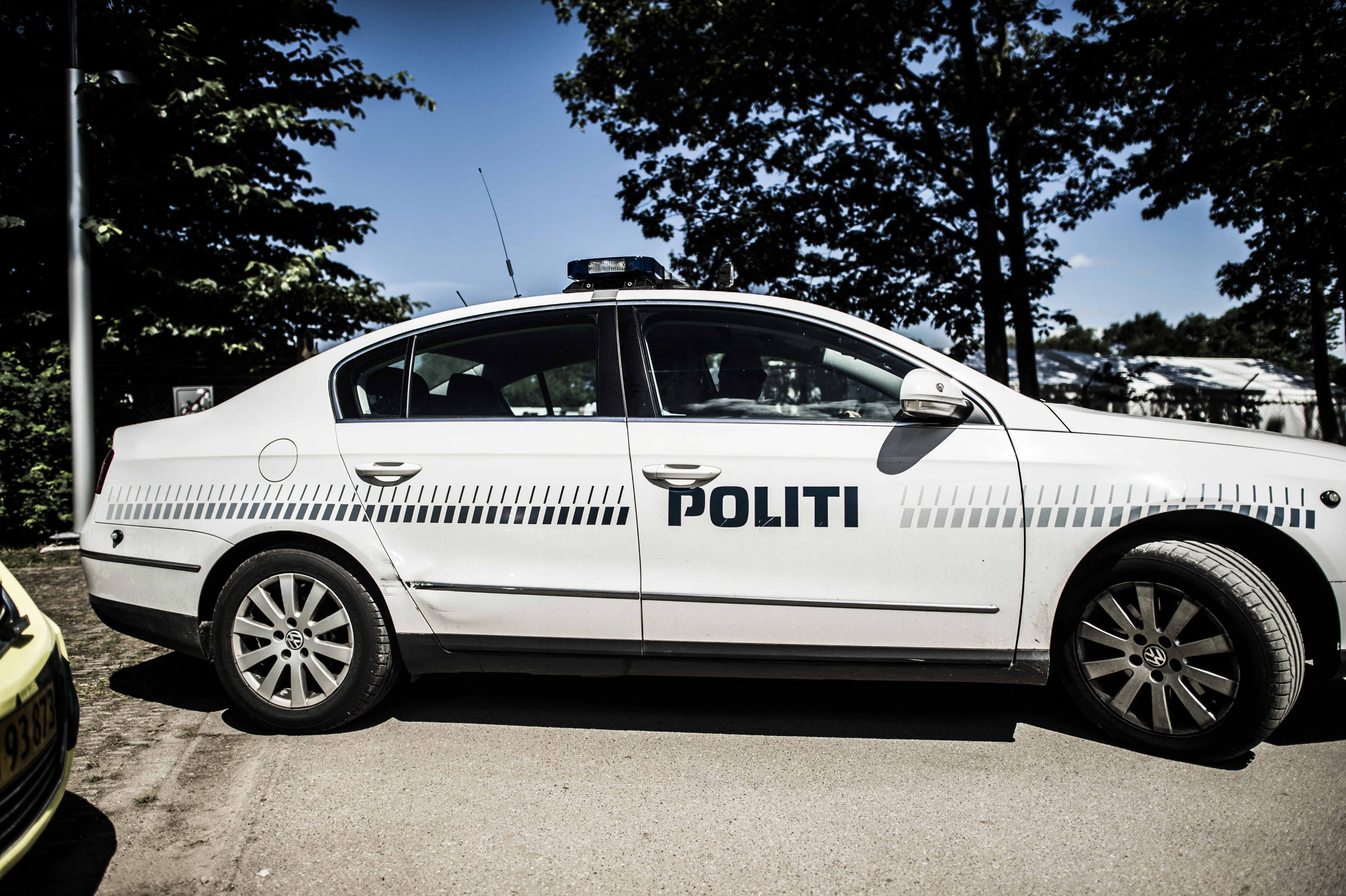 Uopmærksom narkobilist stak af og gemte sig for politiet: Dum detalje førte betjentene til hans gemmested