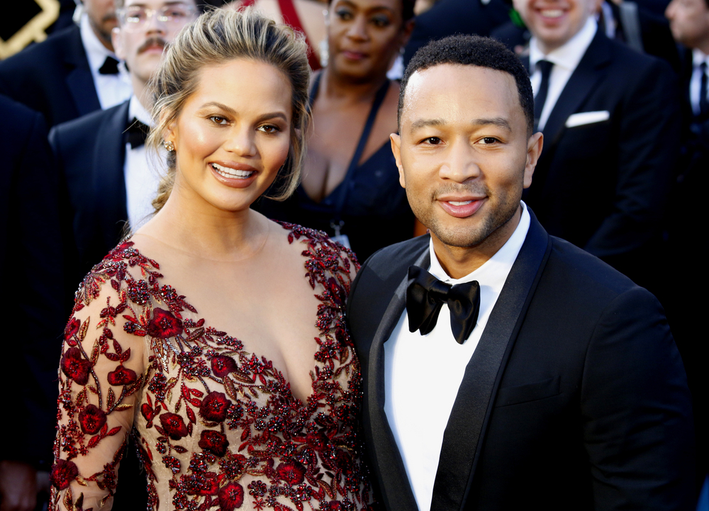 Chrissy Teigen kommer med vild sex-afsløring