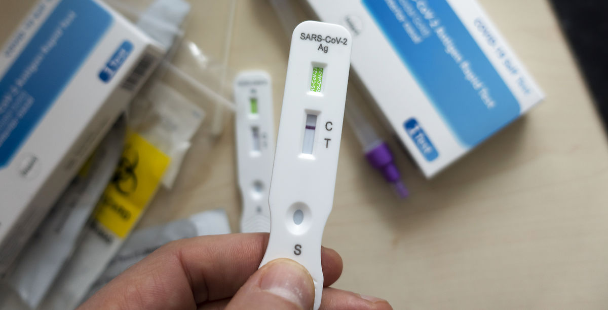 Sundhedsstyrelsen melder ud: Så kort tid skal du være isoleret