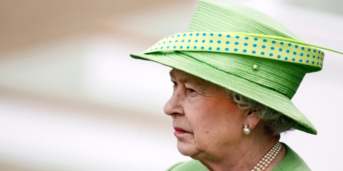 Dronning Elizabeths gamle skolebilleder dukket op: De vil få dig til at smelte