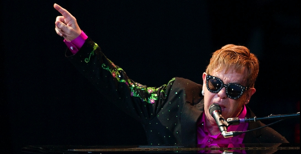 Chok: Elton John går på pension efter 50 år bag klaveret