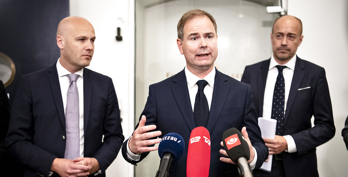 Indkalder til pressemøde om SAS