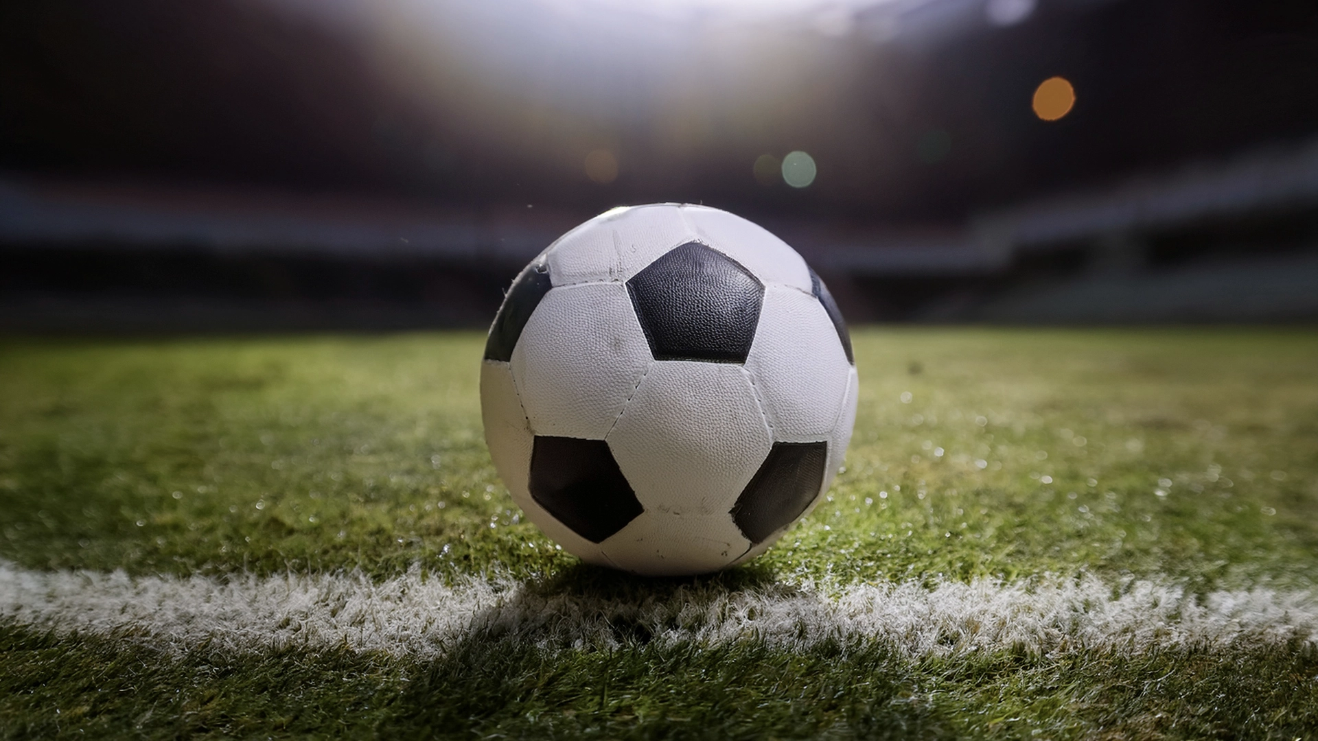 19-årig fodbolddommer blev overfuset med ‘er du dum i hovedet?’ under en lilleputkamp, og så fik han nok
